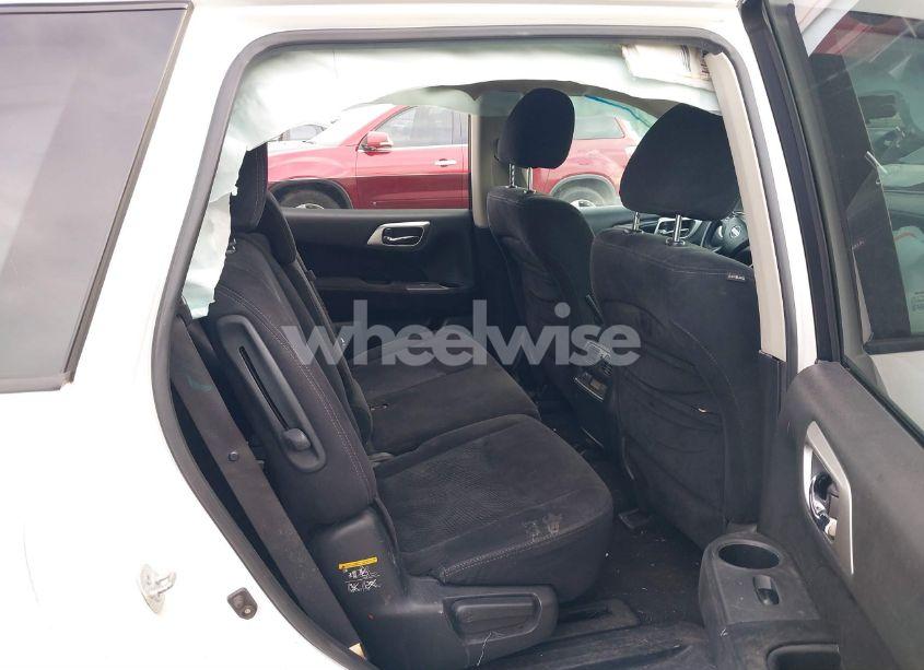 Photo 8 of 2013 Nissan Pathfinder SV (VIN 5N1AR2MN7DC663576)