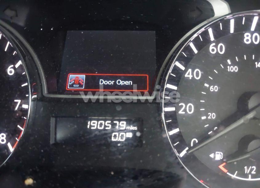 Photo 7 of 2013 Nissan Pathfinder SV (VIN 5N1AR2MN7DC683648)