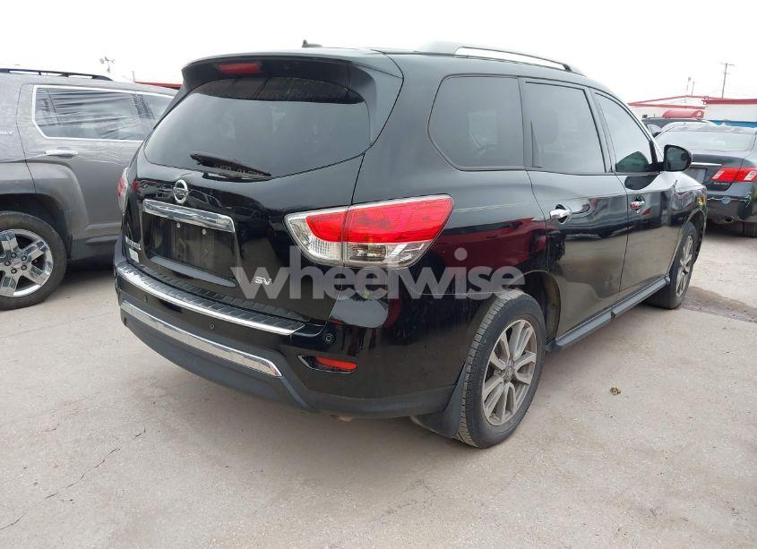 Photo 4 of 2014 Nissan Pathfinder SV (VIN 5N1AR2MN7EC645533)