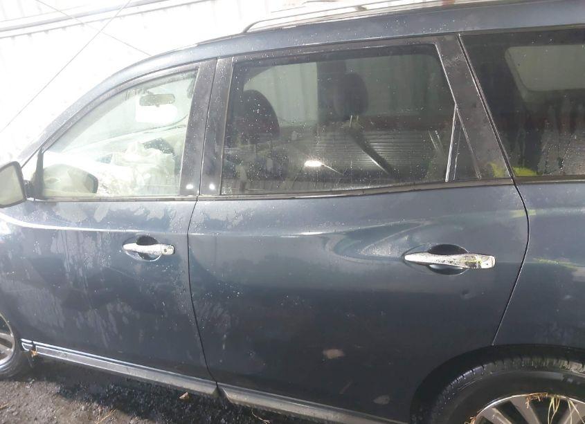 Photo 15 of 2014 Nissan Pathfinder SV (VIN 5N1AR2MN7EC654765)