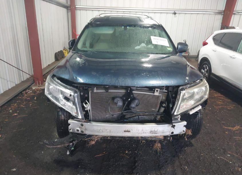 Photo 6 of 2014 Nissan Pathfinder SV (VIN 5N1AR2MN7EC654765)