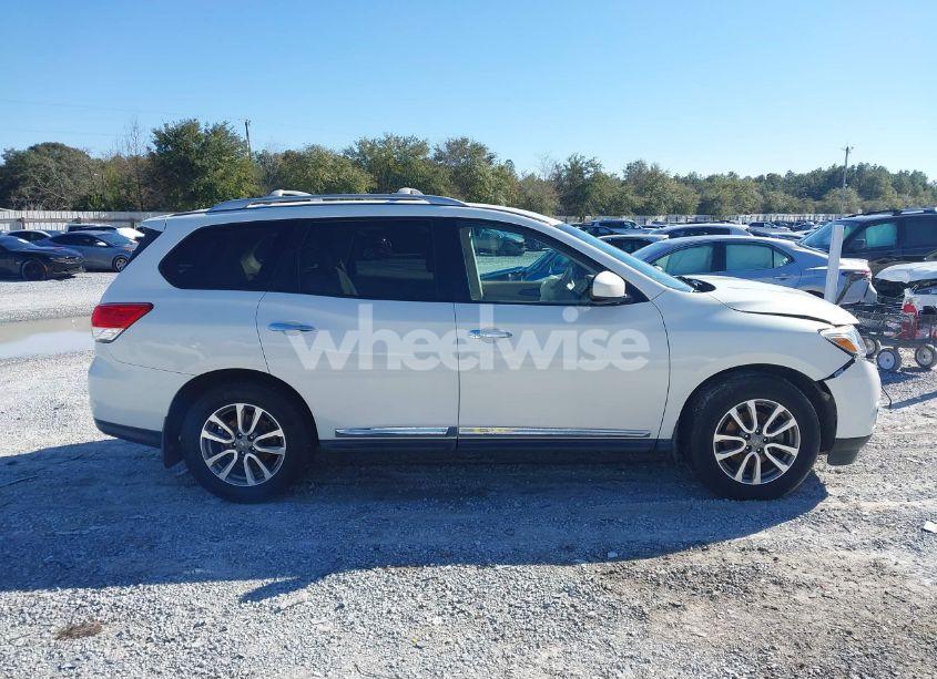 Photo 13 of 2014 Nissan Pathfinder SL (VIN 5N1AR2MN7EC682582)