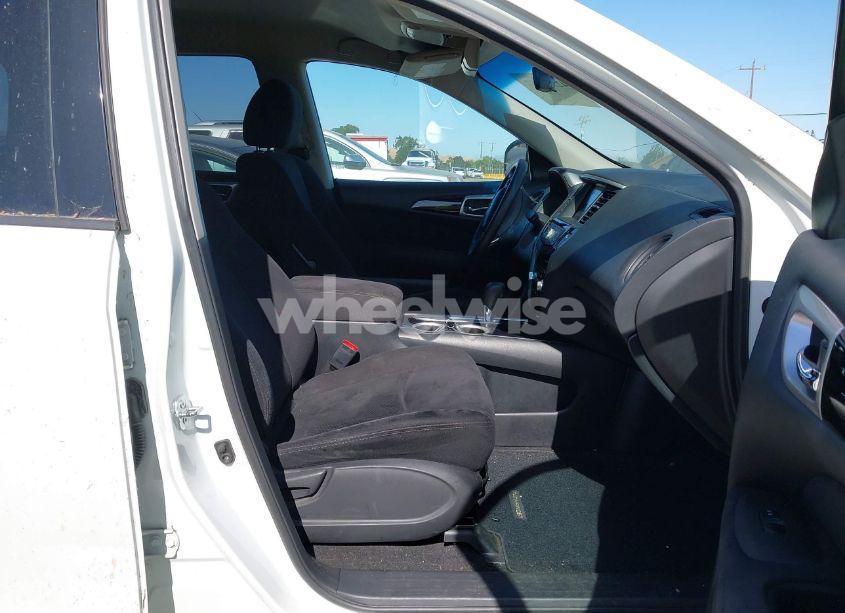 Photo 5 of 2014 Nissan Pathfinder S (VIN 5N1AR2MN7EC690794)