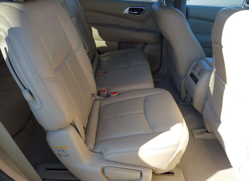 Photo 8 of 2014 Nissan Pathfinder SL (VIN 5N1AR2MN7EC709909)