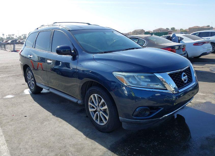 2014 Nissan Pathfinder SV (VIN 5N1AR2MN7EC727469) main photo