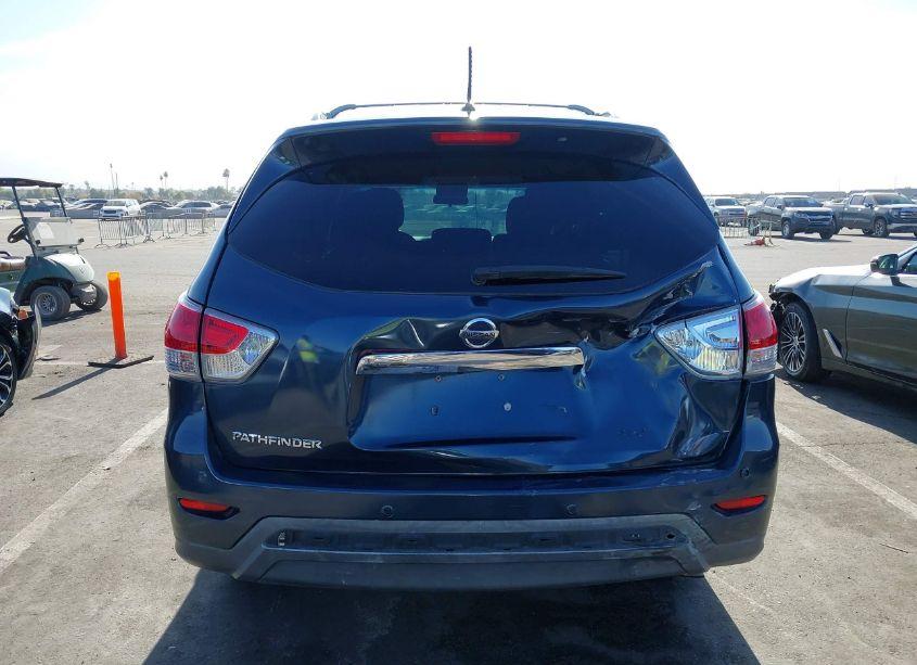 Photo 6 of 2014 Nissan Pathfinder SV (VIN 5N1AR2MN7EC727469)