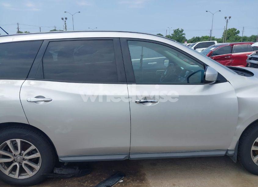 Photo 13 of 2014 Nissan Pathfinder S (VIN 5N1AR2MN7EC728444)