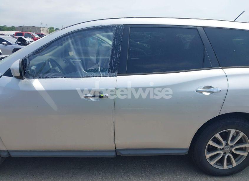 Photo 14 of 2014 Nissan Pathfinder S (VIN 5N1AR2MN7EC728444)