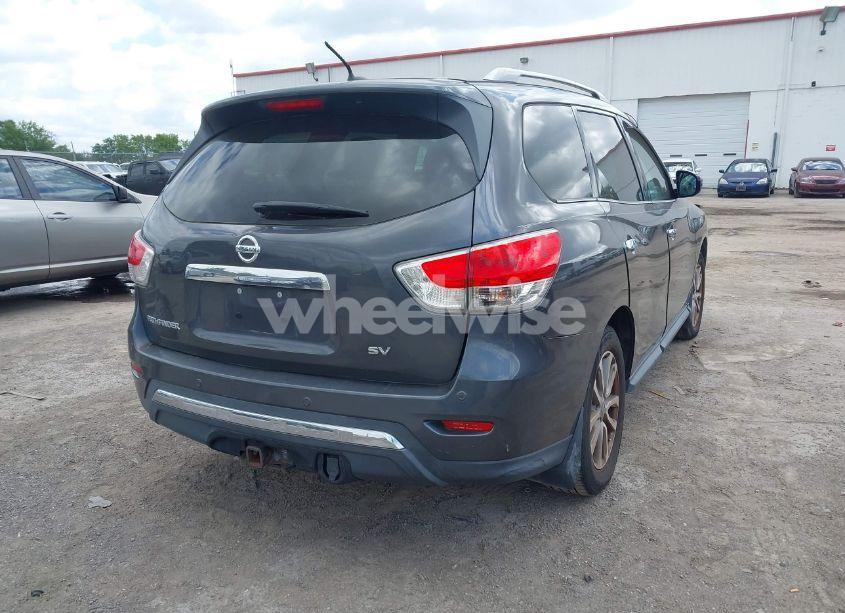Photo 4 of 2014 Nissan Pathfinder SV (VIN 5N1AR2MN7EC735328)
