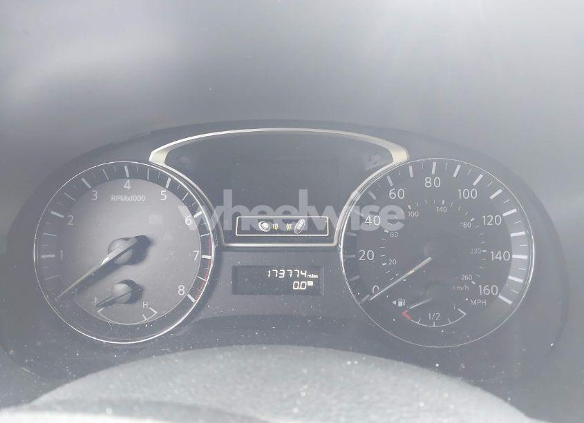 Photo 7 of 2014 Nissan Pathfinder SV (VIN 5N1AR2MN7EC735328)