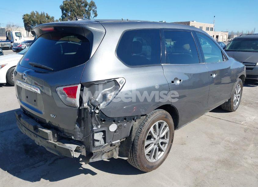 Photo 4 of 2015 Nissan Pathfinder SV (VIN 5N1AR2MN7FC634047)