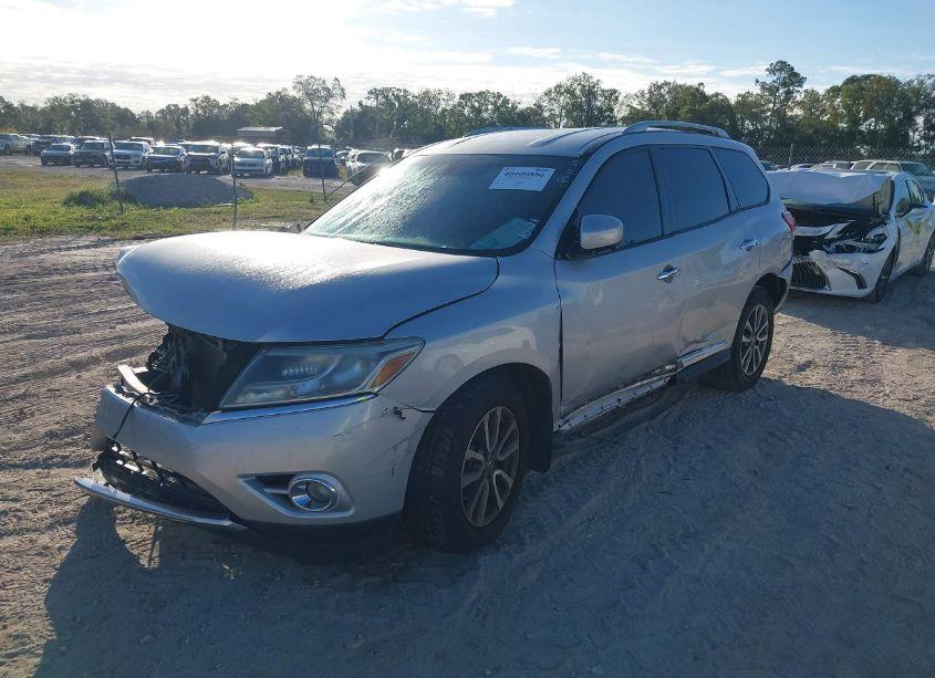 Photo 2 of 2015 Nissan Pathfinder SL (VIN 5N1AR2MN7FC669025)