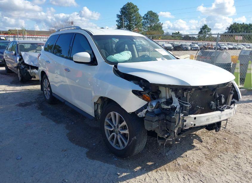 2015 Nissan Pathfinder S (VIN 5N1AR2MN7FC695429) main photo