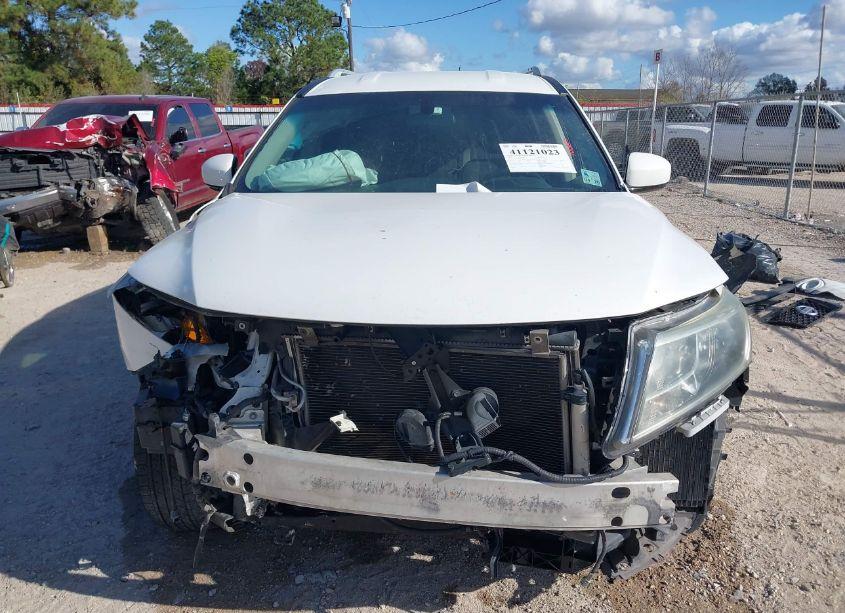 Photo 13 of 2015 Nissan Pathfinder S (VIN 5N1AR2MN7FC695429)