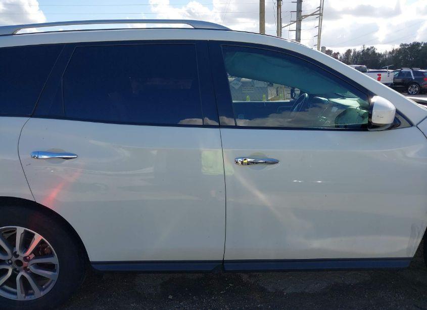 Photo 14 of 2015 Nissan Pathfinder S (VIN 5N1AR2MN7FC695429)