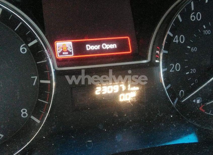 Photo 7 of 2015 Nissan Pathfinder SV (VIN 5N1AR2MN7FC697066)