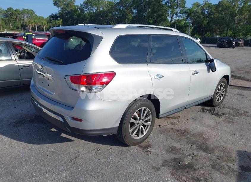 Photo 4 of 2016 Nissan Pathfinder PLATINUM/S/SL/SV (VIN 5N1AR2MN7GC602930)