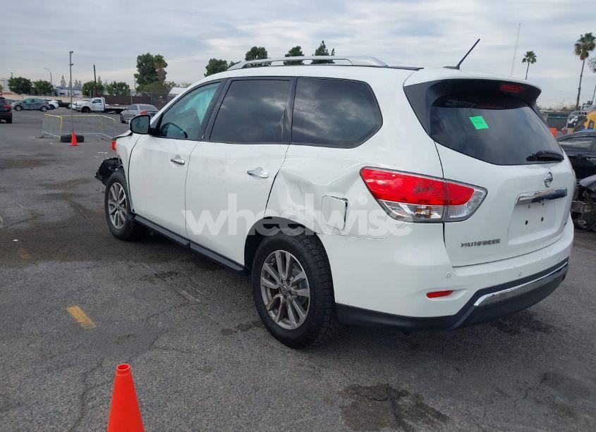 Photo 3 of 2016 Nissan Pathfinder PLATINUM/S/SL/SV (VIN 5N1AR2MN7GC603432)