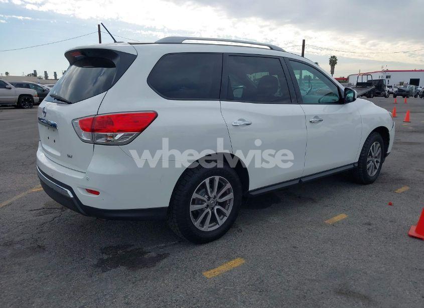 Photo 4 of 2016 Nissan Pathfinder PLATINUM/S/SL/SV (VIN 5N1AR2MN7GC603432)