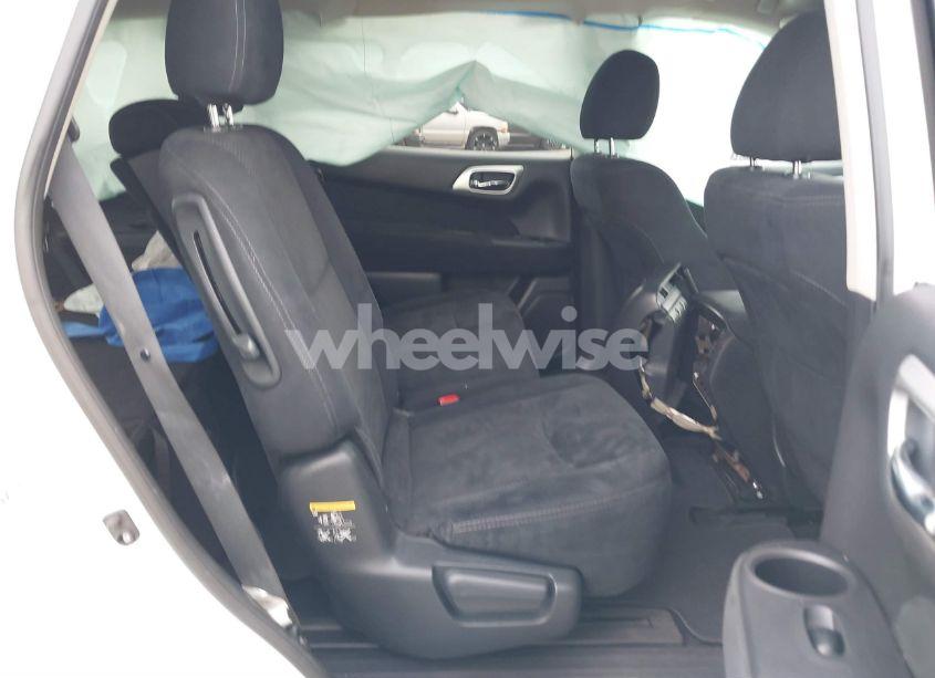 Photo 8 of 2016 Nissan Pathfinder PLATINUM/S/SL/SV (VIN 5N1AR2MN7GC603432)