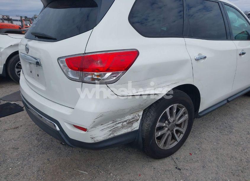 Photo 6 of 2016 Nissan Pathfinder S (VIN 5N1AR2MN7GC643168)