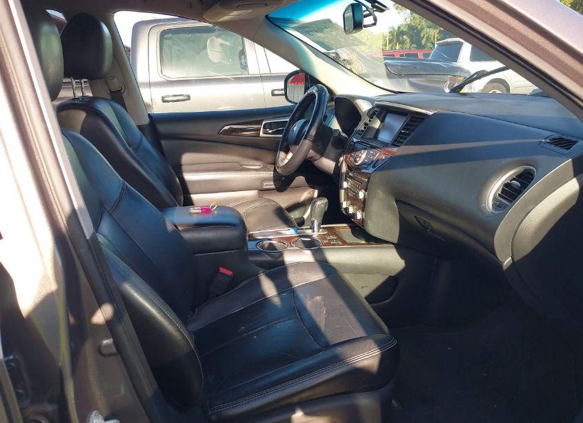 Photo 5 of 2013 Nissan Pathfinder SL (VIN 5N1AR2MN8DC615102)