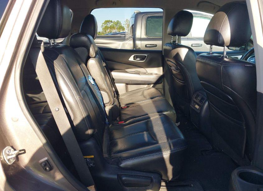 Photo 8 of 2013 Nissan Pathfinder SL (VIN 5N1AR2MN8DC615102)