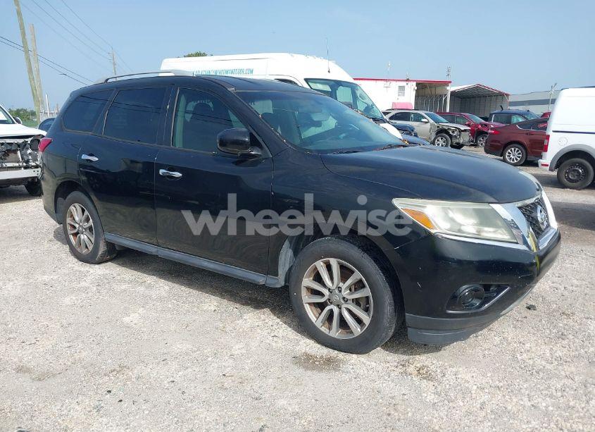 2013 Nissan Pathfinder SV (VIN 5N1AR2MN8DC618212) main photo