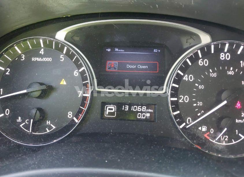 Photo 7 of 2013 Nissan Pathfinder SV (VIN 5N1AR2MN8DC618212)