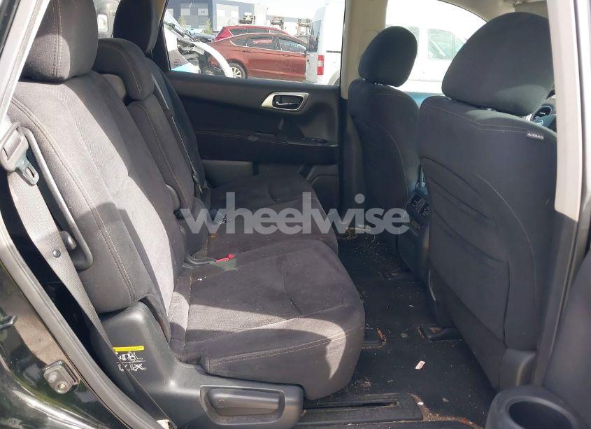 Photo 8 of 2013 Nissan Pathfinder SV (VIN 5N1AR2MN8DC618212)