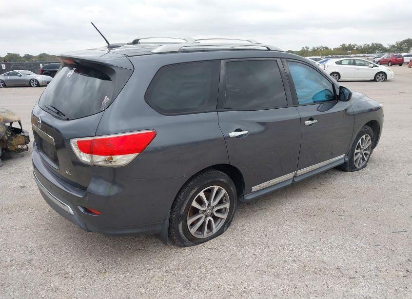 Photo 4 of 2013 Nissan Pathfinder SL (VIN 5N1AR2MN8DC628531)
