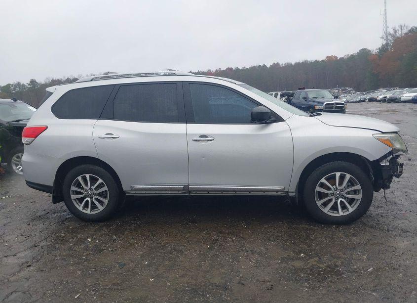 Photo 13 of 2013 Nissan Pathfinder SL (VIN 5N1AR2MN8DC646463)