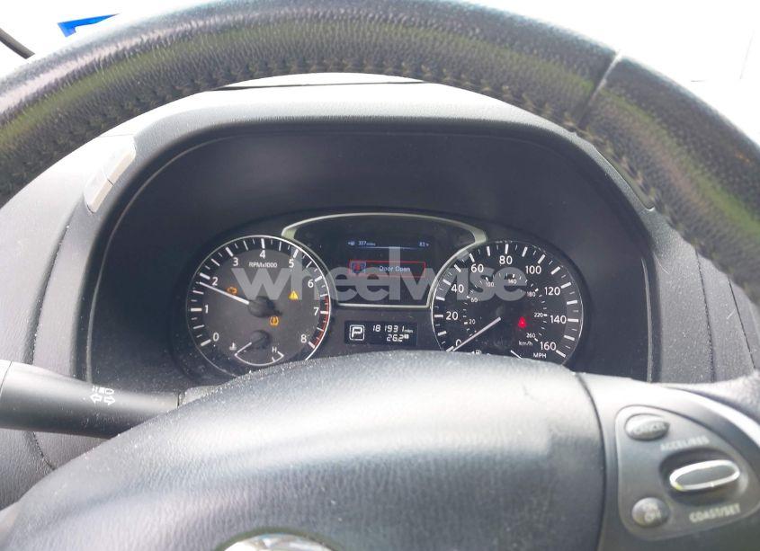 Photo 7 of 2013 Nissan Pathfinder SV (VIN 5N1AR2MN8DC649752)