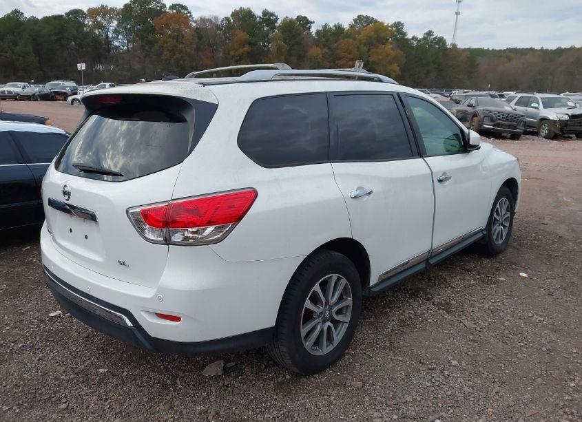 Photo 4 of 2013 Nissan Pathfinder SL (VIN 5N1AR2MN8DC665336)