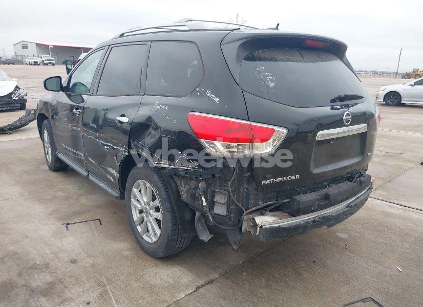 Photo 3 of 2014 Nissan Pathfinder SV (VIN 5N1AR2MN8EC635254)