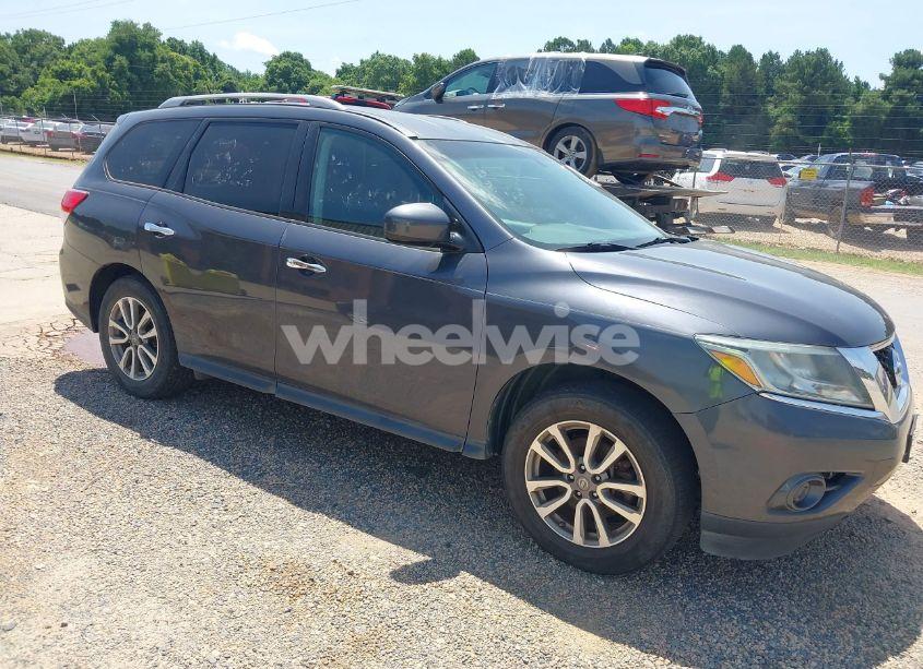 2014 Nissan Pathfinder SV (VIN 5N1AR2MN8EC652538) main photo