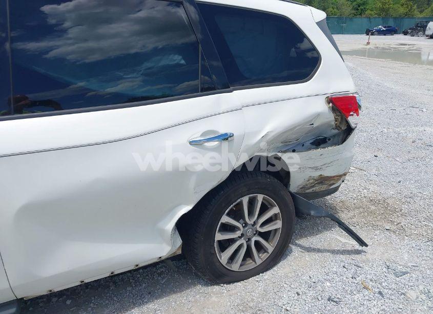 Photo 6 of 2014 Nissan Pathfinder S (VIN 5N1AR2MN8EC671607)