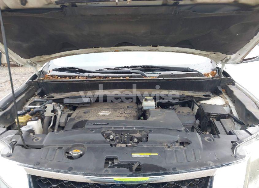 Photo 10 of 2014 Nissan Pathfinder SV (VIN 5N1AR2MN8EC708686)