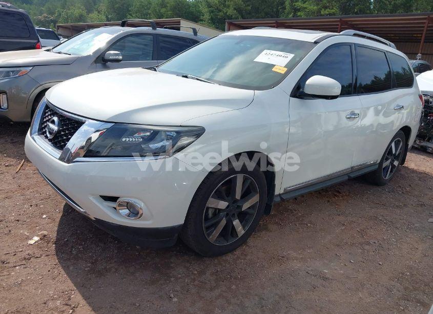 Photo 2 of 2014 Nissan Pathfinder PLATINUM (VIN 5N1AR2MN8EC717632)