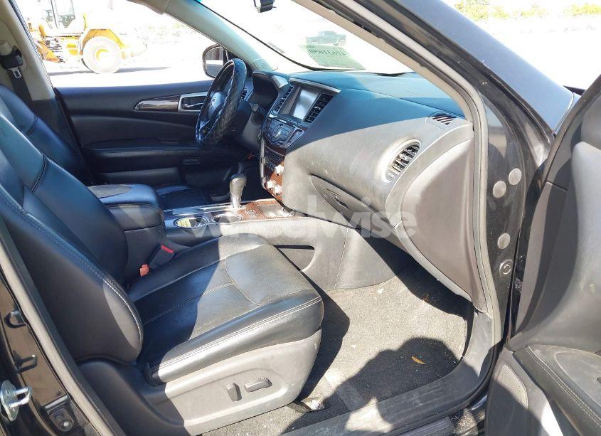 Photo 5 of 2014 Nissan Pathfinder SL (VIN 5N1AR2MN8EC720644)