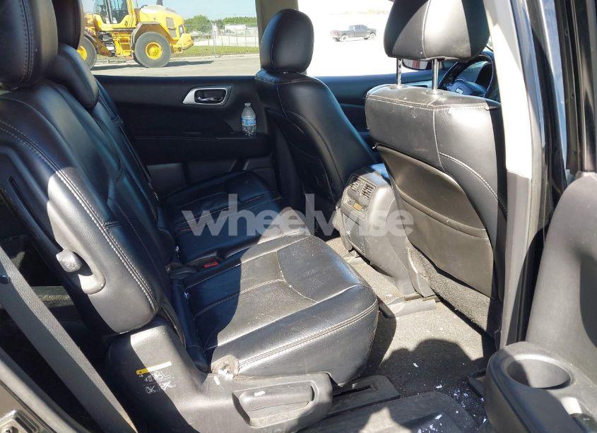 Photo 8 of 2014 Nissan Pathfinder SL (VIN 5N1AR2MN8EC720644)