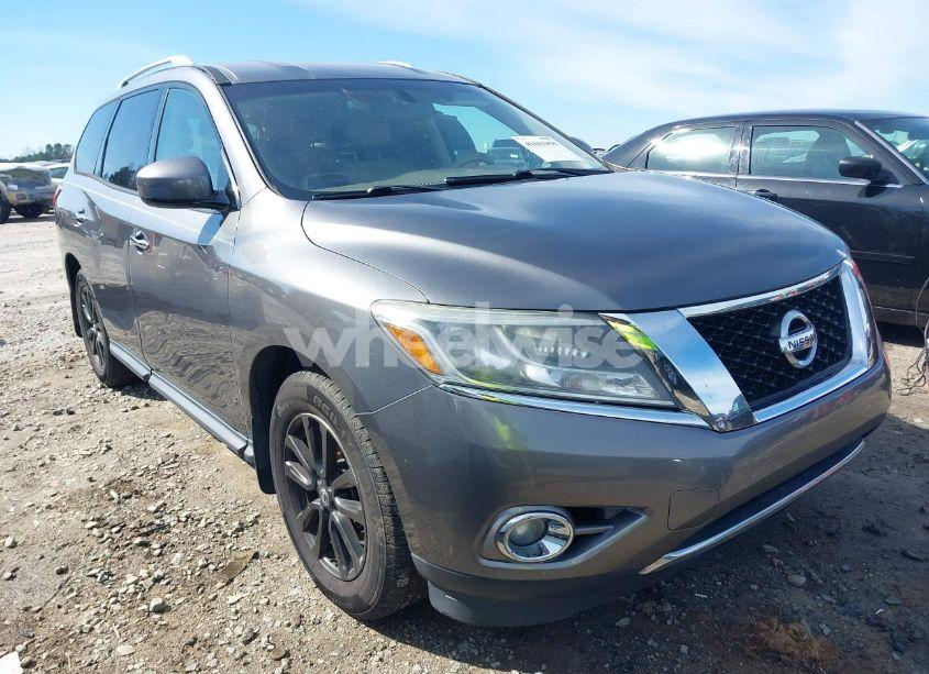 2015 Nissan Pathfinder SV (VIN 5N1AR2MN8FC615197) main photo