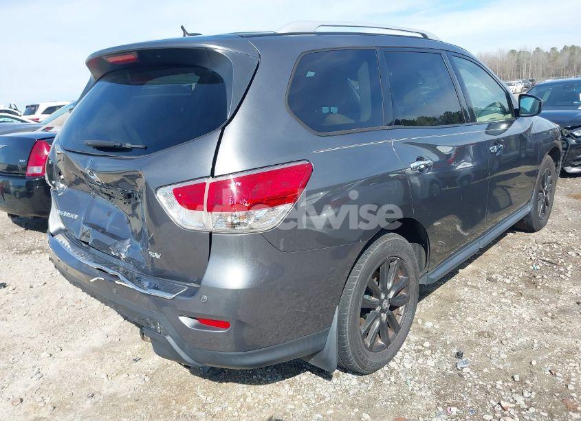 Photo 4 of 2015 Nissan Pathfinder SV (VIN 5N1AR2MN8FC615197)