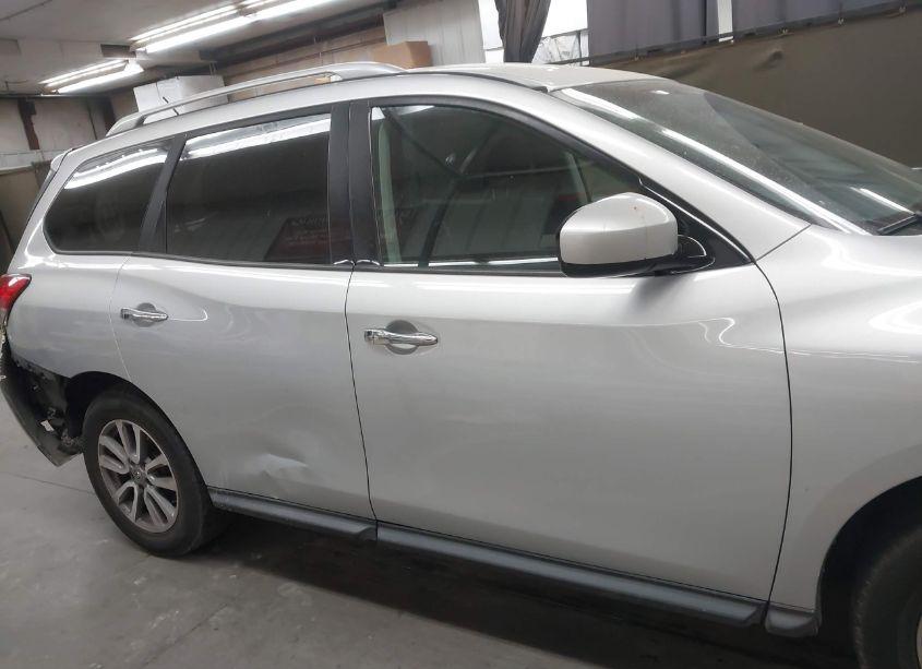 Photo 13 of 2015 Nissan Pathfinder PLATINUM/S/SL/SV (VIN 5N1AR2MN8FC636065)