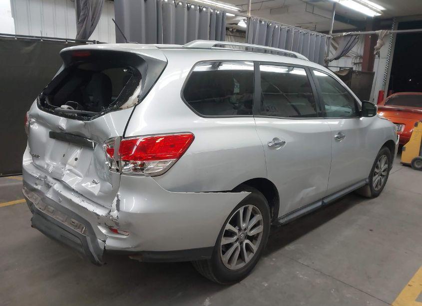 Photo 4 of 2015 Nissan Pathfinder PLATINUM/S/SL/SV (VIN 5N1AR2MN8FC636065)