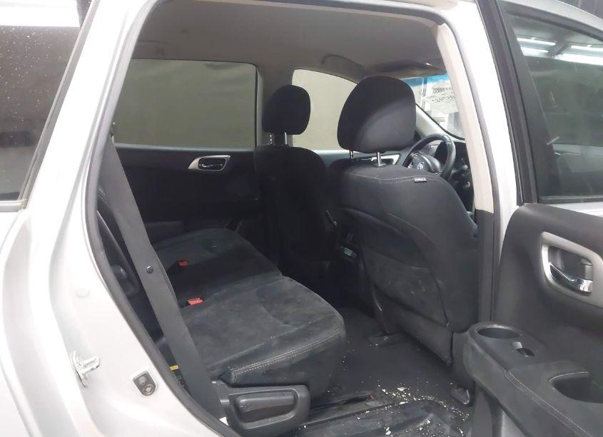 Photo 8 of 2015 Nissan Pathfinder PLATINUM/S/SL/SV (VIN 5N1AR2MN8FC636065)