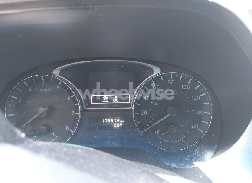 Photo 7 of 2015 Nissan Pathfinder SV (VIN 5N1AR2MN8FC678462)