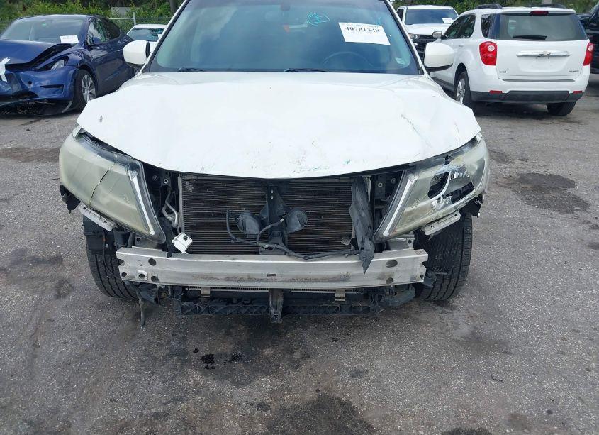 Photo 6 of 2015 Nissan Pathfinder SV (VIN 5N1AR2MN8FC704980)