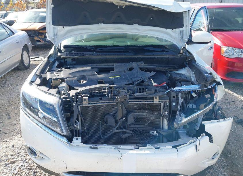 Photo 10 of 2015 Nissan Pathfinder SL (VIN 5N1AR2MN8FC711265)