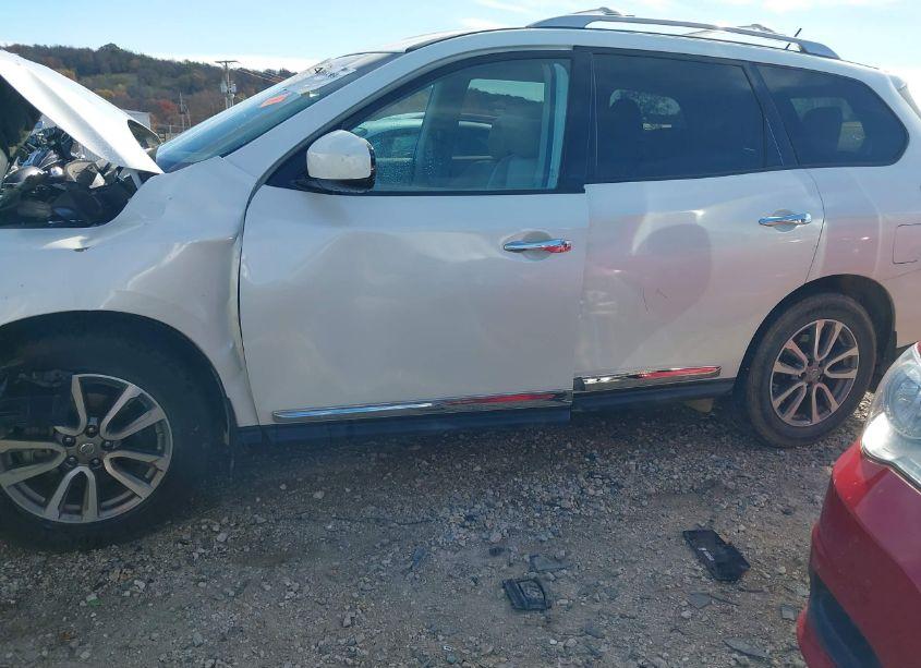 Photo 14 of 2015 Nissan Pathfinder SL (VIN 5N1AR2MN8FC711265)